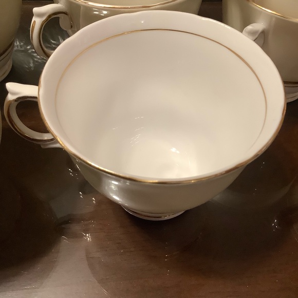 Colclough Bone China Tea Cups Lot of 11-Comes in Quilted Case - Picture 7 of 12